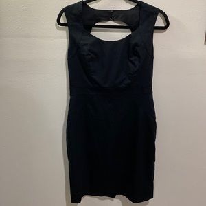 ANN TAYLOR OPEN BACK SLEEVELESS BLACK DRESS